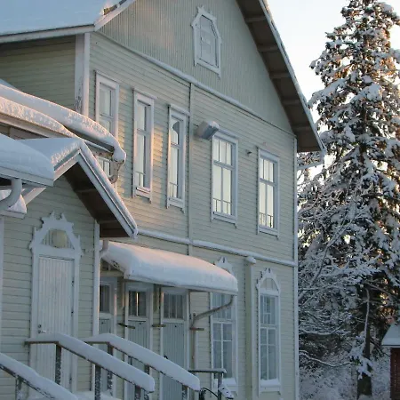 Joenvarren Seurahuone Frühstückspension Rapakkojoki